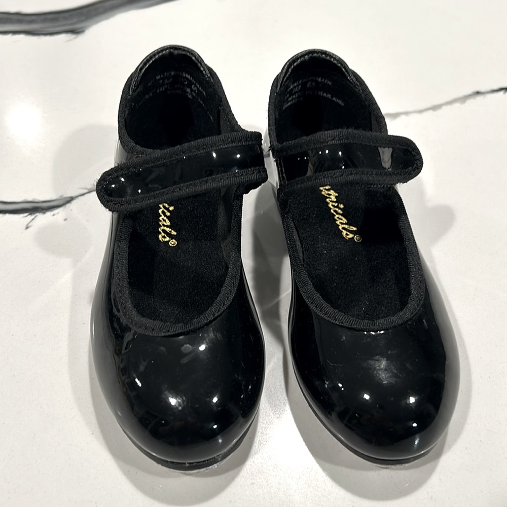 Tap shoes